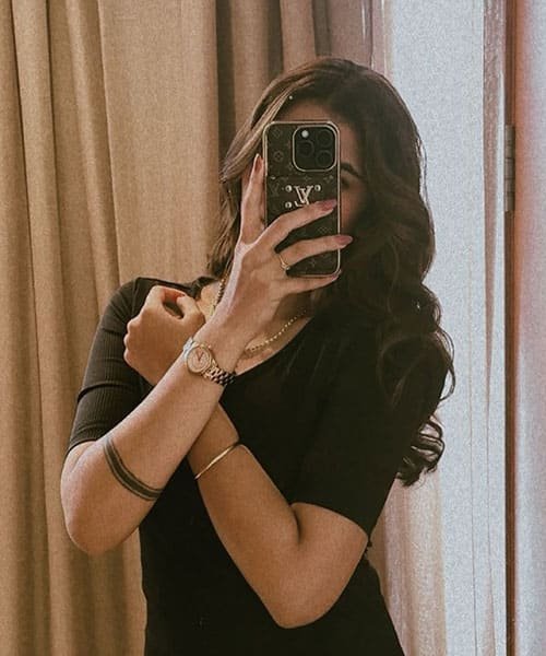 Ahmedabad female escort